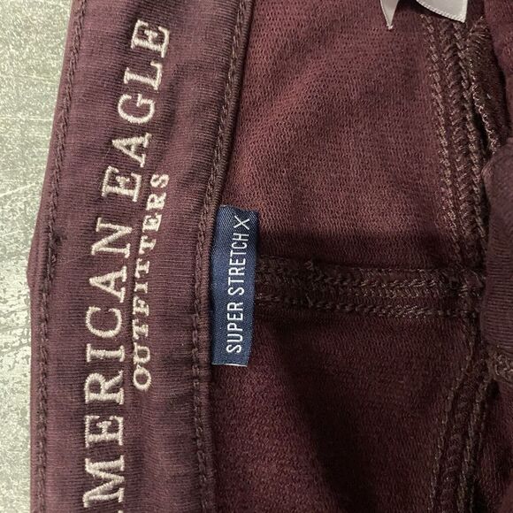 Maroon American Eagle Super Stretch Skinny Jeggings Sz 6 - Picture 3 of 5